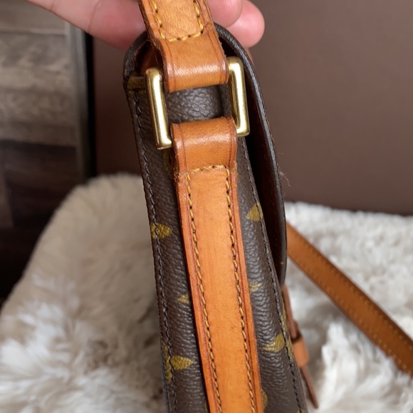 Louis Vuitton Chantilly PM - Picture 3 of 12